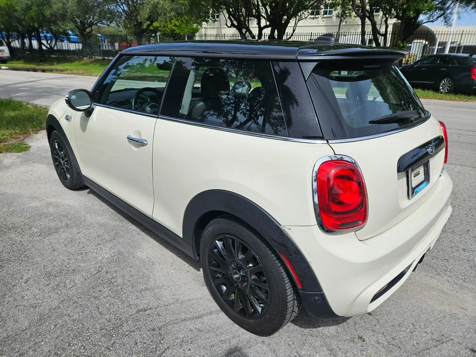 2018 Mini Mini Cooper S 3rd Gen - Image 6 of 20