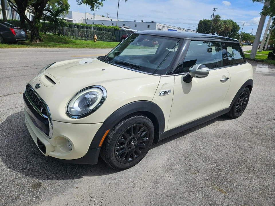 2018 Mini Mini Cooper S 3rd Gen - Image 3 of 20