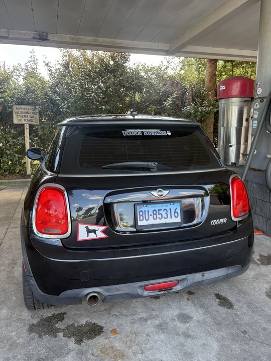 2018 Mini Mini 3rd Gen - Image 5 of 8