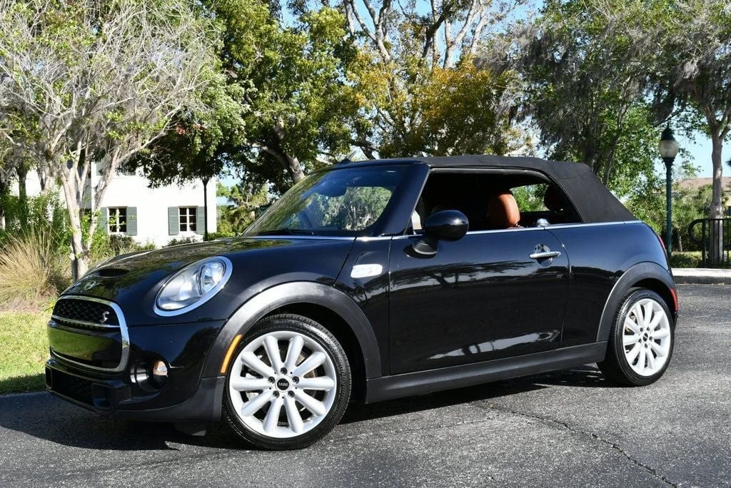 2018 Mini Mini Cooper S 3rd Gen - Image 2 of 21