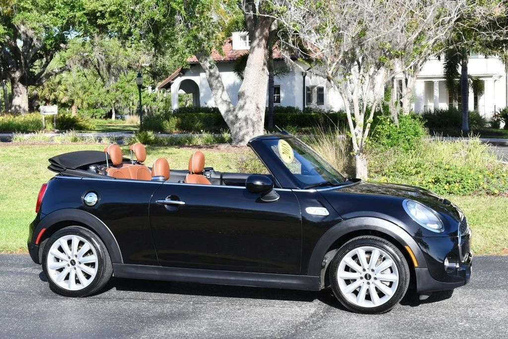 2018 Mini Mini Cooper S 3rd Gen - Image 8 of 21