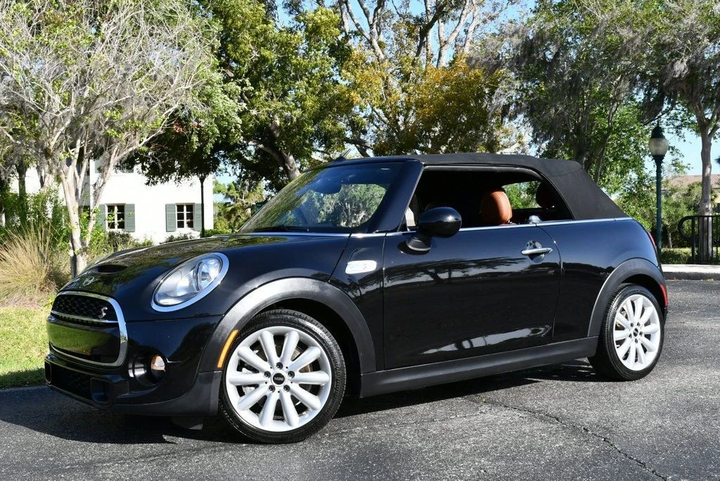 2018 Mini Mini 3rd Gen - Image 2 of 31