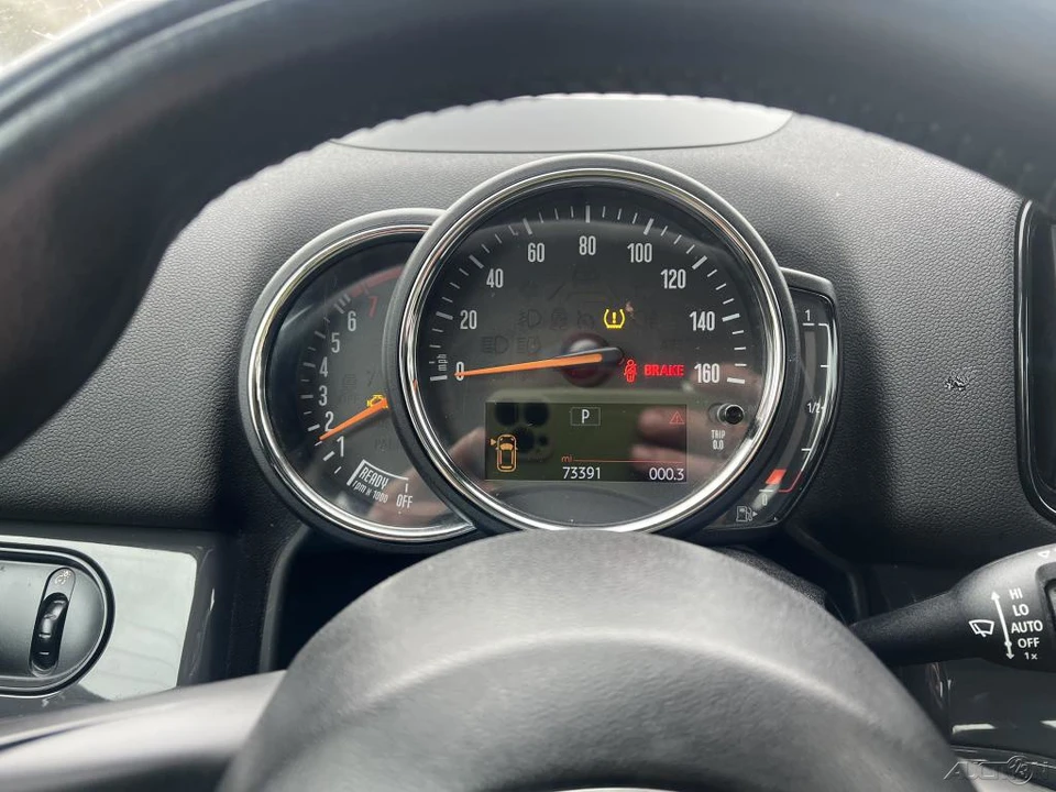 2018 Mini Countryman 2nd Gen - Image 9 of 12