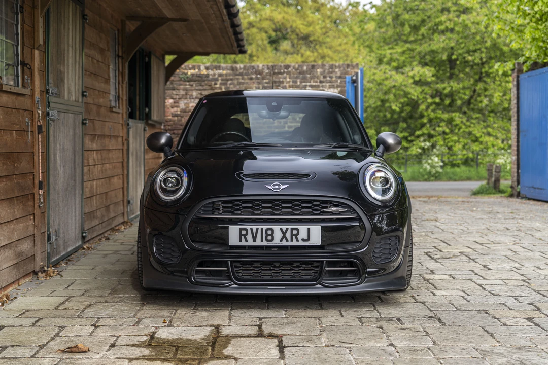 2018 Mini Mini John Cooper Works 3rd Gen - Image 2 of 31