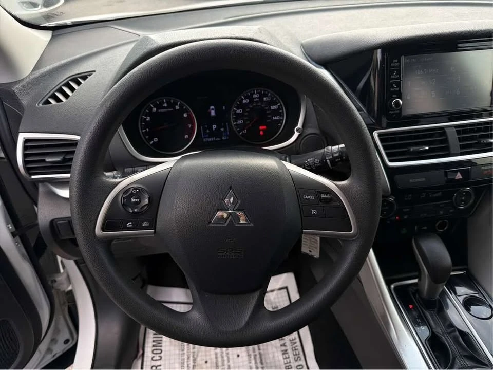 2018 Mitsubishi Eclipse - Image 13 of 14