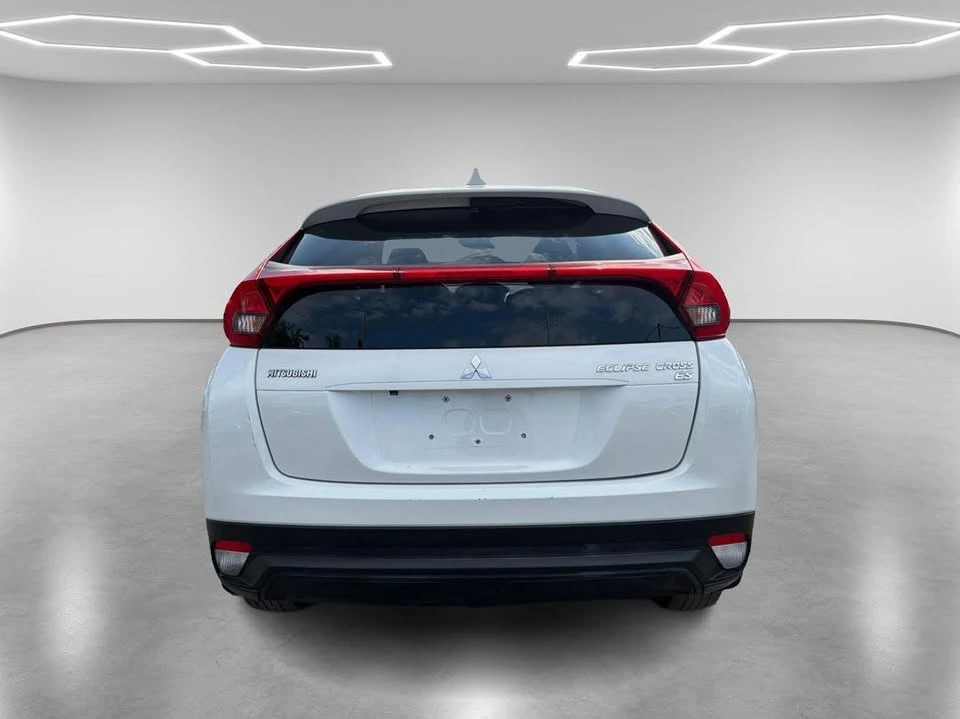 2018 Mitsubishi Eclipse - Image 14 of 14