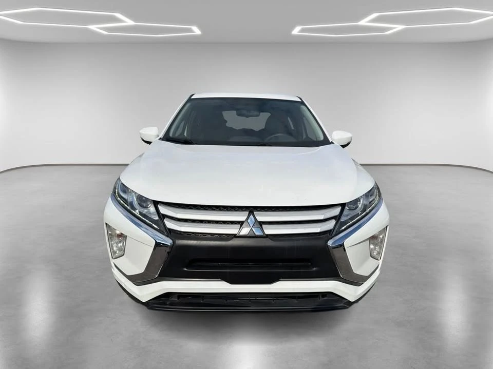 2018 Mitsubishi Eclipse - Image 2 of 14