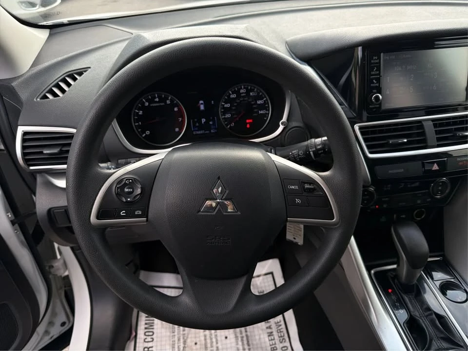 2018 Mitsubishi Eclipse Cross - Image 6 of 12