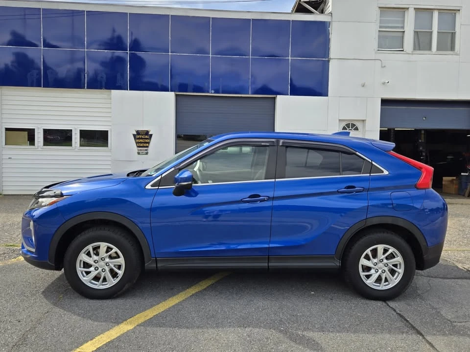 2018 Mitsubishi Eclipse Cross - Image 8 of 17