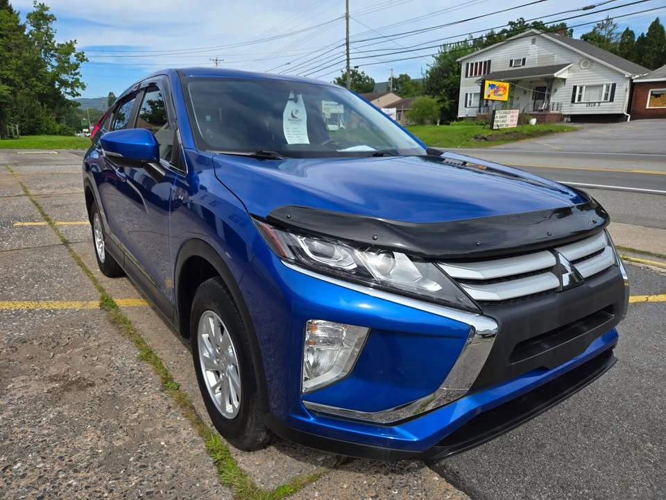 2018 Mitsubishi Eclipse Cross - Image 3 of 17