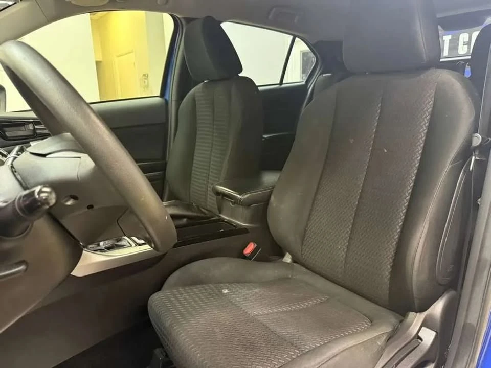 2018 Mitsubishi Eclipse Cross - Image 12 of 15