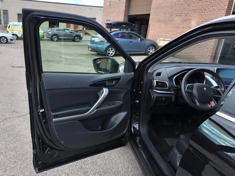 2018 Mitsubishi Eclipse Cross - Image 14 of 20