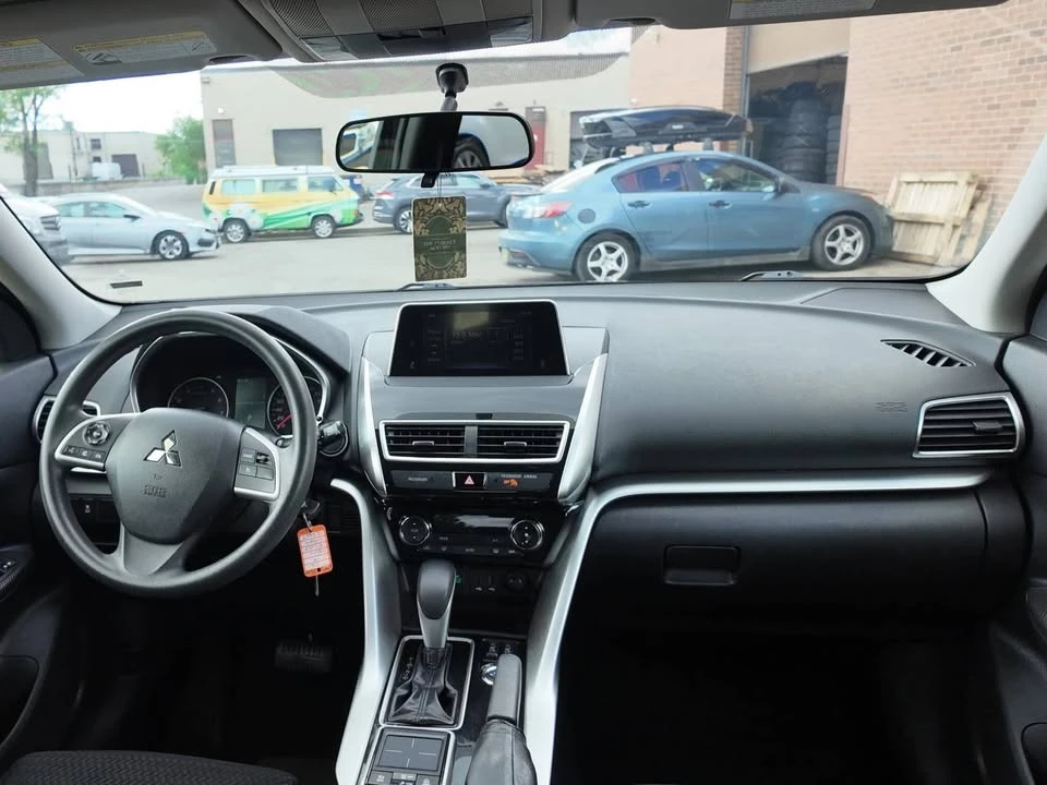2018 Mitsubishi Eclipse Cross - Image 17 of 20