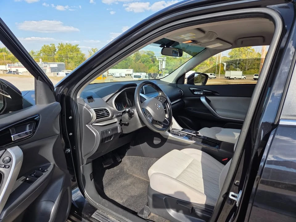2018 Mitsubishi Eclipse Cross - Image 8 of 20