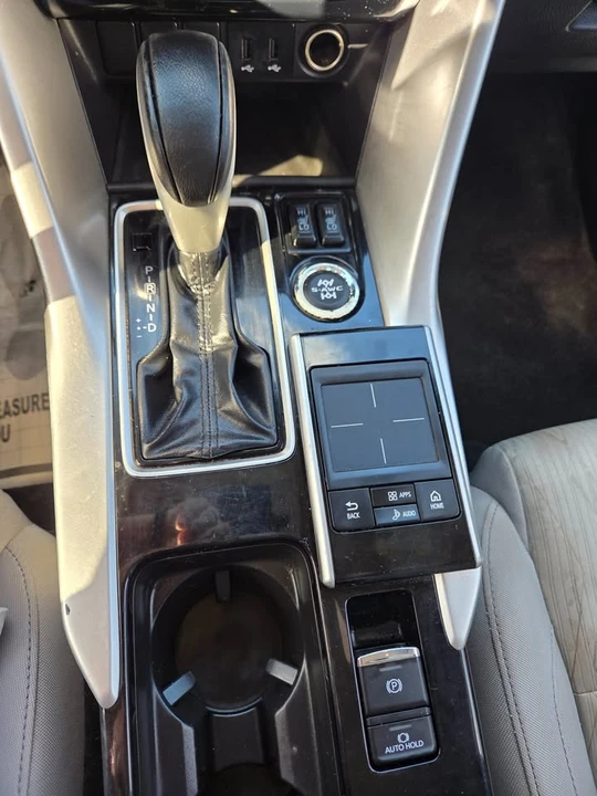 2018 Mitsubishi Eclipse Cross - Image 20 of 20