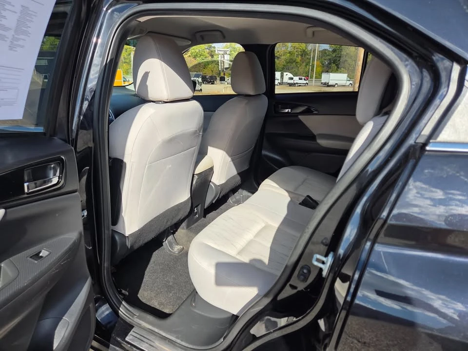 2018 Mitsubishi Eclipse Cross - Image 11 of 20