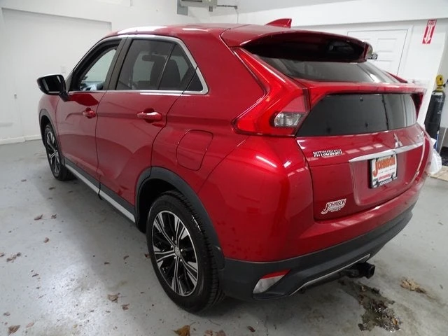 2018 Mitsubishi Eclipse - Image 19 of 20
