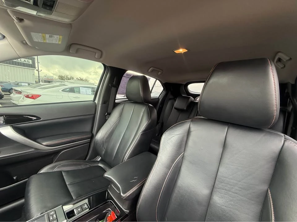 2018 Mitsubishi Eclipse Cross - Image 5 of 7