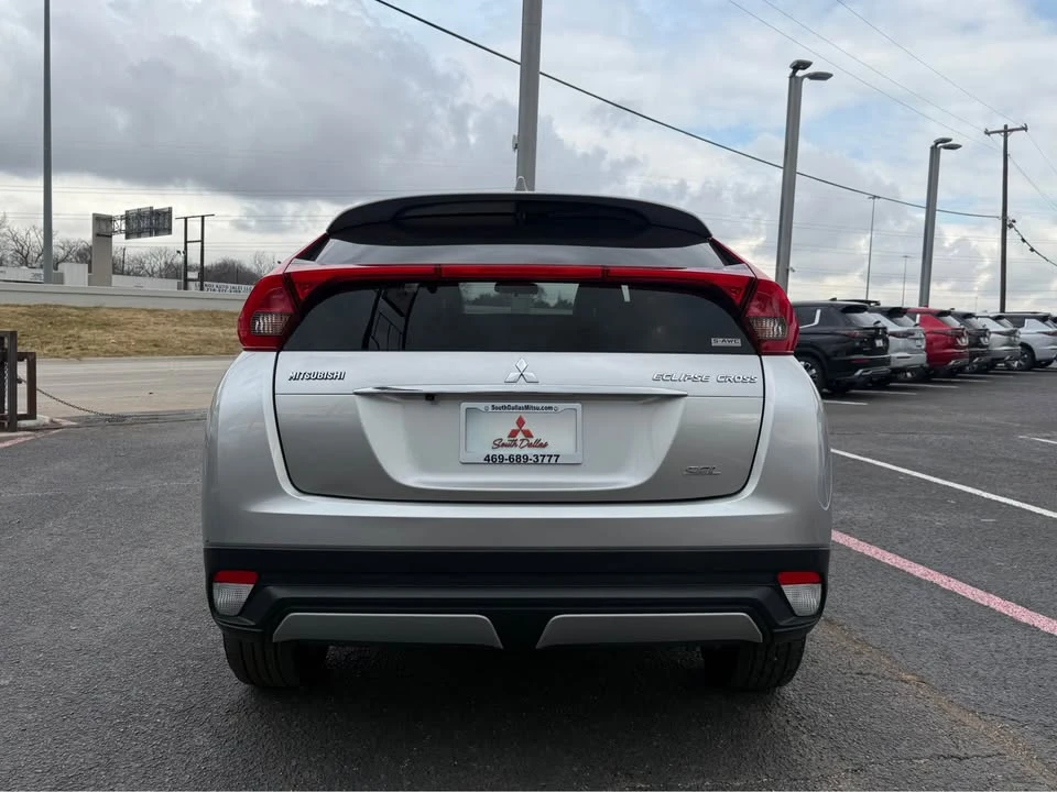 2018 Mitsubishi Eclipse Cross - Image 3 of 7