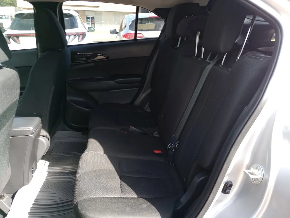 2018 Mitsubishi Eclipse Cross - Image 11 of 14