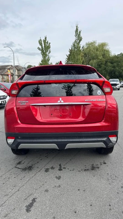 2018 Mitsubishi Eclipse Cross - Image 5 of 16