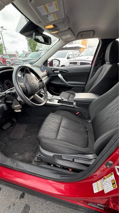 2018 Mitsubishi Eclipse Cross - Image 12 of 16