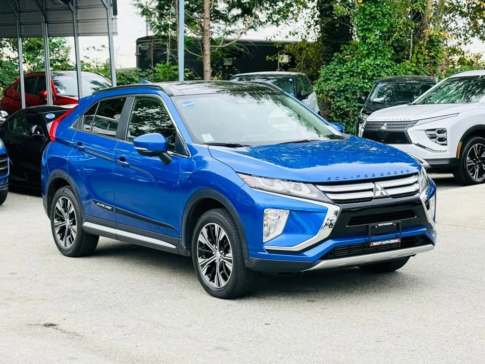 2018 Mitsubishi Eclipse Cross - Image 2 of 15