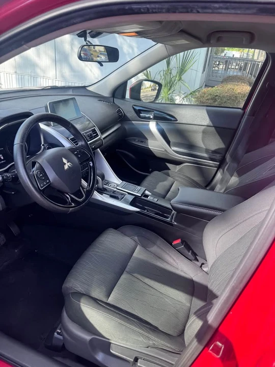 2018 Mitsubishi Eclipse Cross - Image 3 of 4