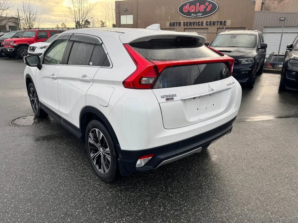 2018 Mitsubishi Eclipse Cross - Image 6 of 11