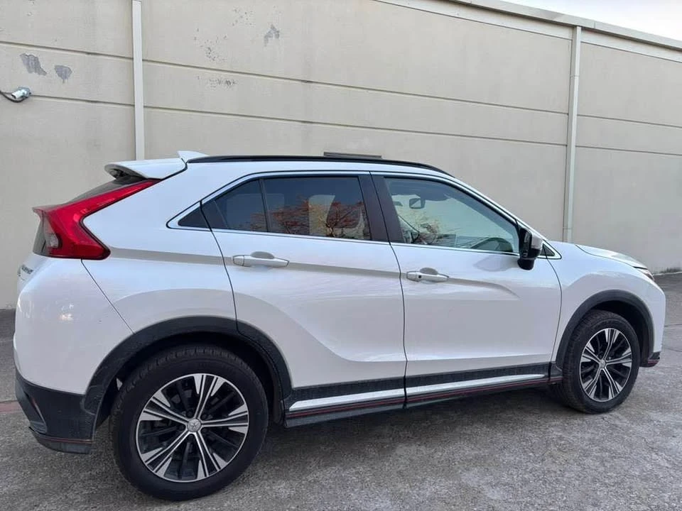 2018 Mitsubishi Eclipse Cross - Image 14 of 14