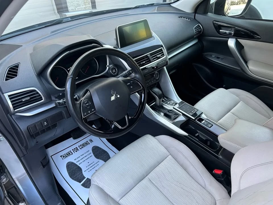 2018 Mitsubishi Eclipse Cross - Image 13 of 20