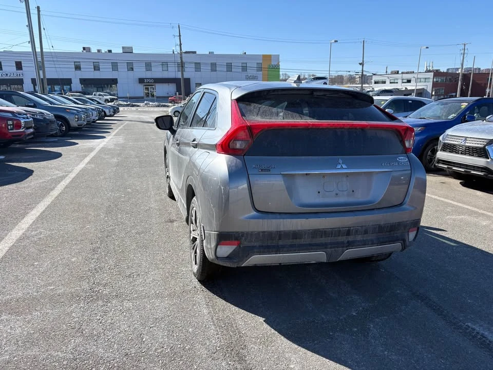 2018 Mitsubishi Eclipse Cross - Image 2 of 8