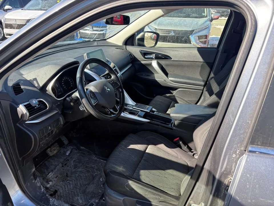 2018 Mitsubishi Eclipse Cross - Image 4 of 8