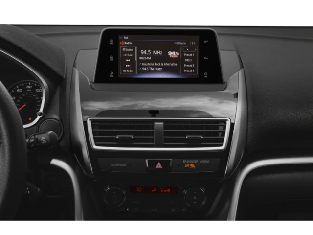 2018 Mitsubishi Eclipse Cross - Image 15 of 20