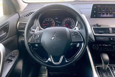 2018 Mitsubishi Eclipse Cross - Image 4 of 10