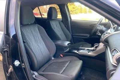 2018 Mitsubishi Eclipse Cross - Image 5 of 10