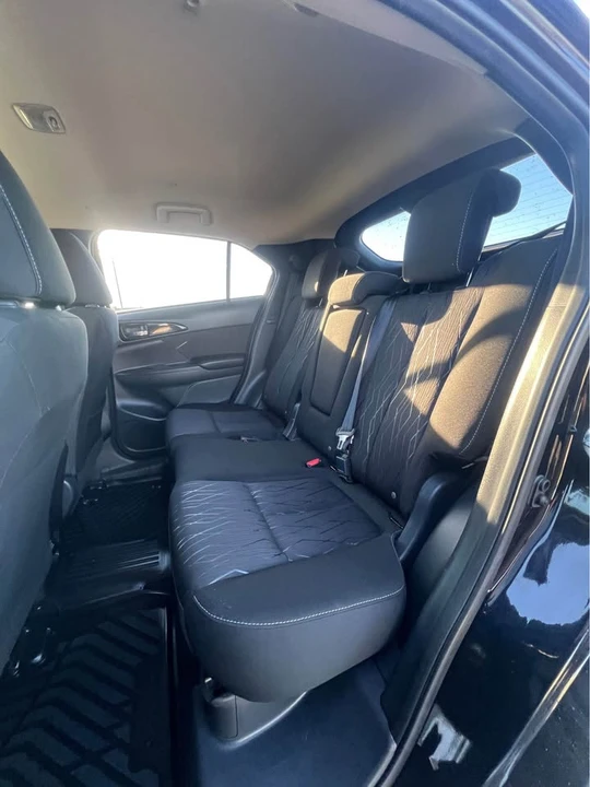 2018 Mitsubishi Eclipse Cross - Image 10 of 12