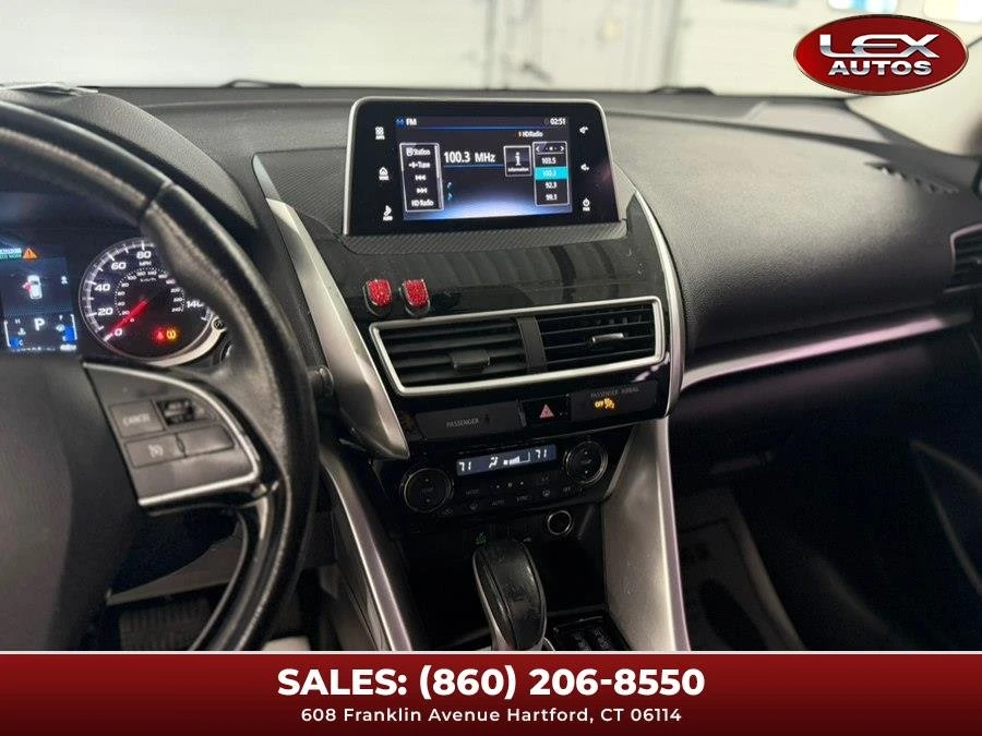 2018 Mitsubishi Eclipse Cross - Image 16 of 19
