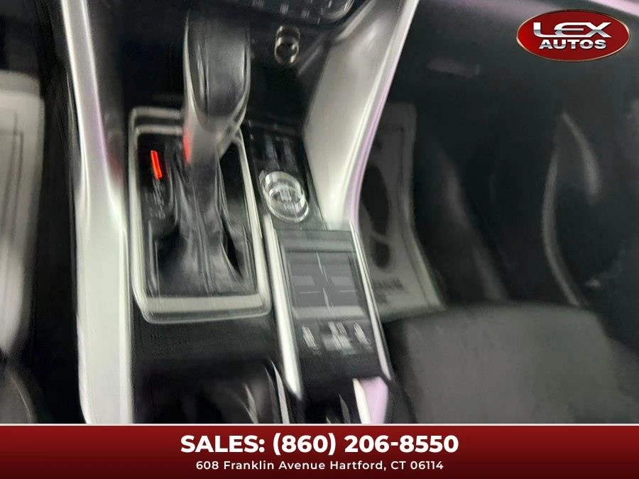 2018 Mitsubishi Eclipse Cross - Image 19 of 19