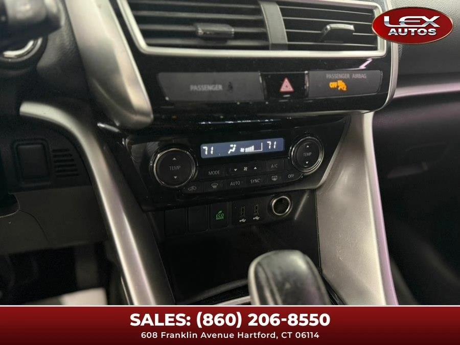 2018 Mitsubishi Eclipse Cross - Image 18 of 19