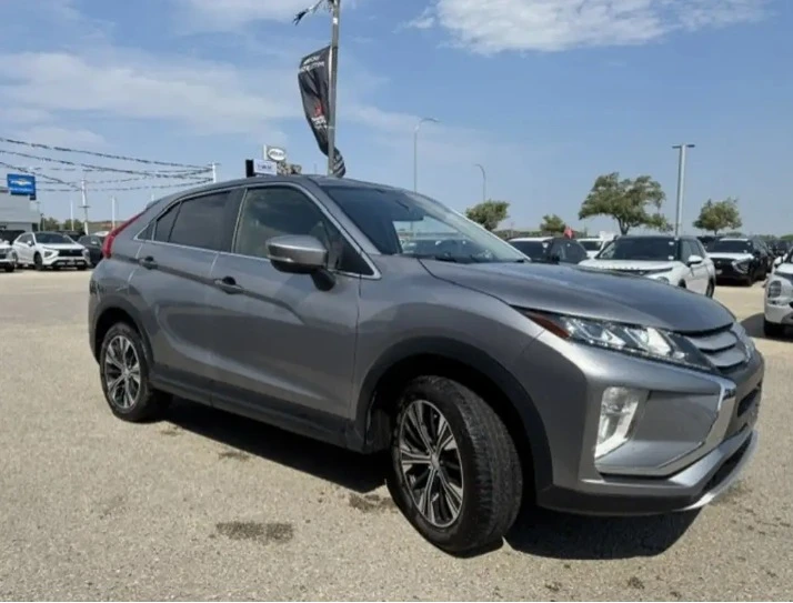 2018 Mitsubishi Eclipse Cross - Image 2 of 4