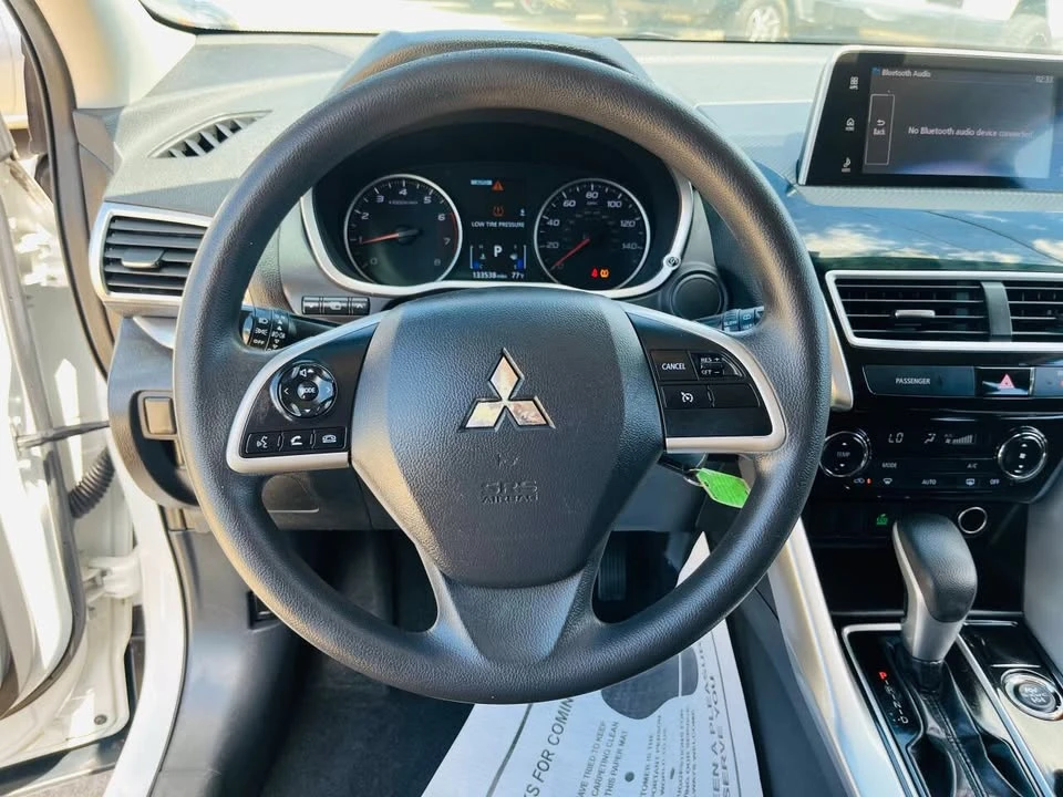 2018 Mitsubishi Eclipse Cross - Image 4 of 14