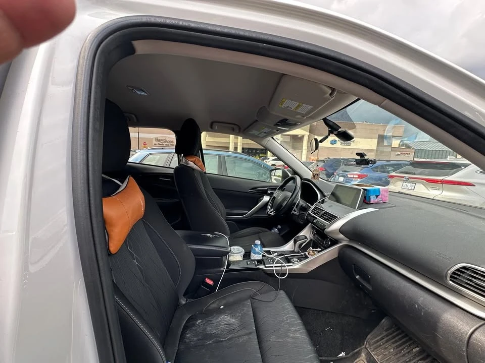 2018 Mitsubishi Eclipse Cross - Image 5 of 8