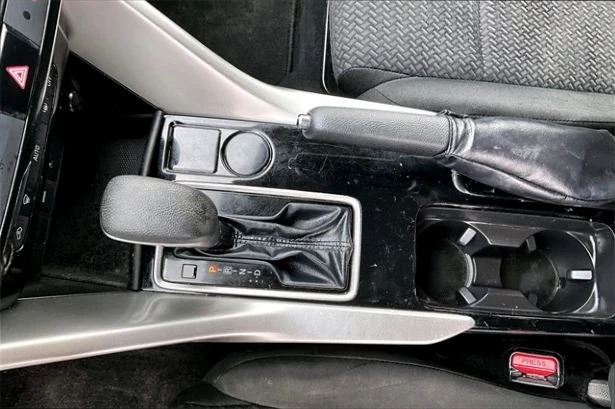 2018 Mitsubishi Eclipse Cross - Image 18 of 20