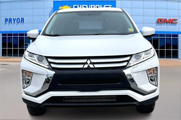 2018 Mitsubishi Eclipse Cross - Image 2 of 20