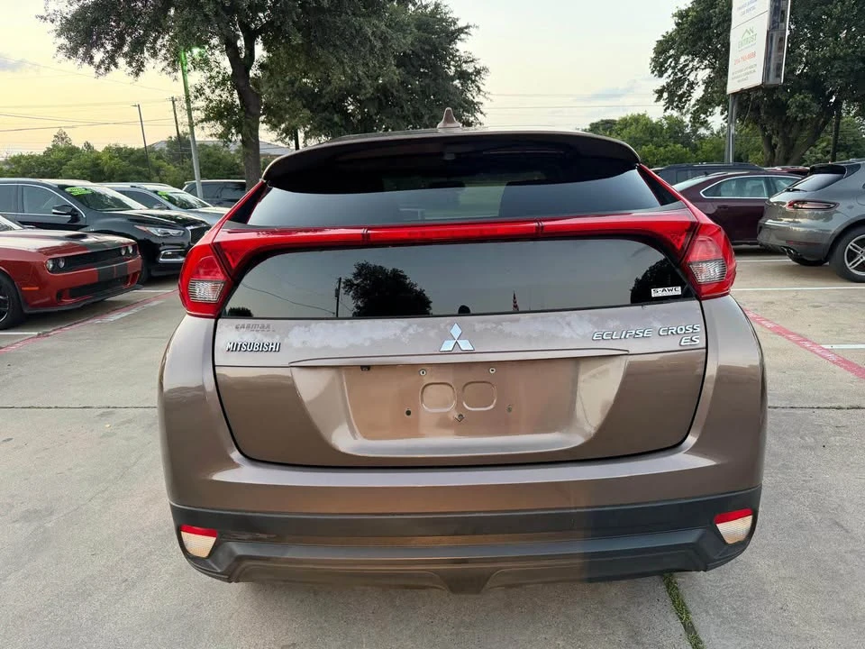 2018 Mitsubishi Eclipse Cross - Image 4 of 8