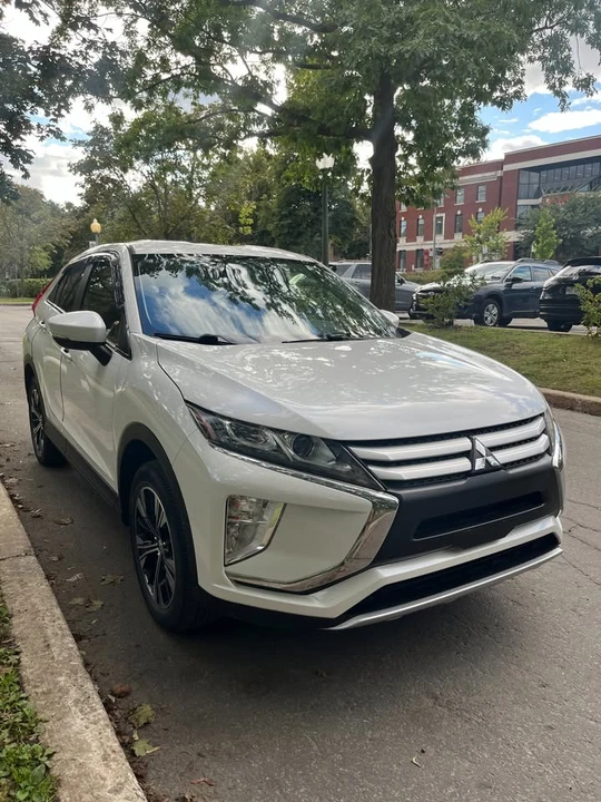 2018 Mitsubishi Eclipse Cross - Image 4 of 14