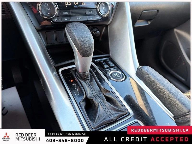 2018 Mitsubishi Eclipse Cross - Image 16 of 20