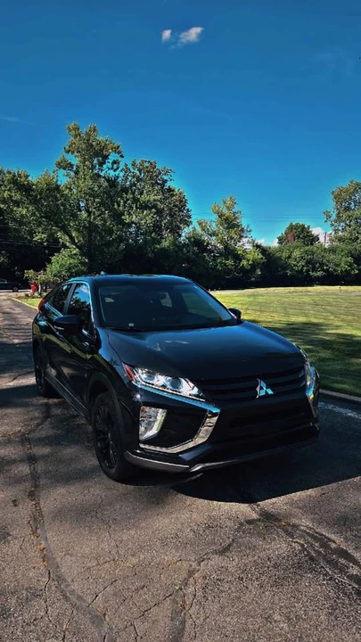 2018 Mitsubishi Eclipse Cross - Image 3 of 7