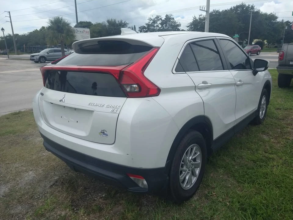 2018 Mitsubishi Eclipse Cross - Image 4 of 4